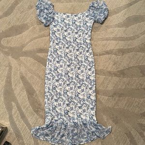 Size large Hello Molly lilac and blue floral smock dress